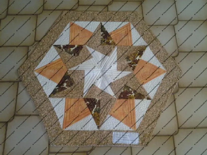 Patchwork Técnica Brincando com Triangulos 8